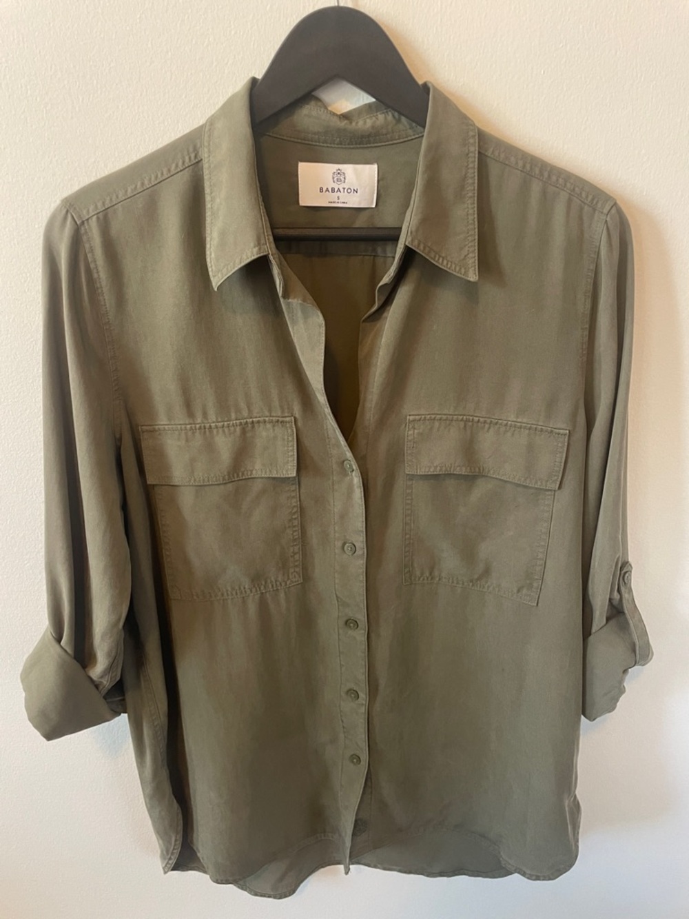 Aritzia Babaton Utility Shirt Button Down Relaxed Drapey Blouse Size Small - Picture 2 of 6